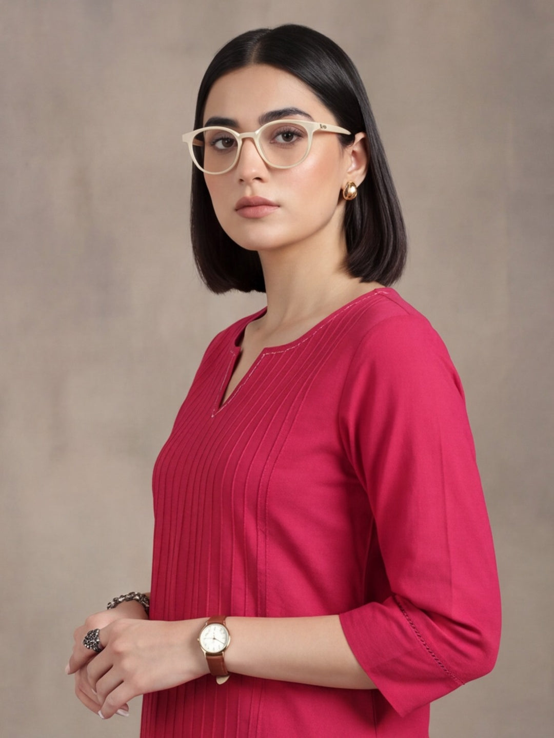 Women Keyhole Solid Staright Three Fourth Sleeve Pure Cotton Kurta