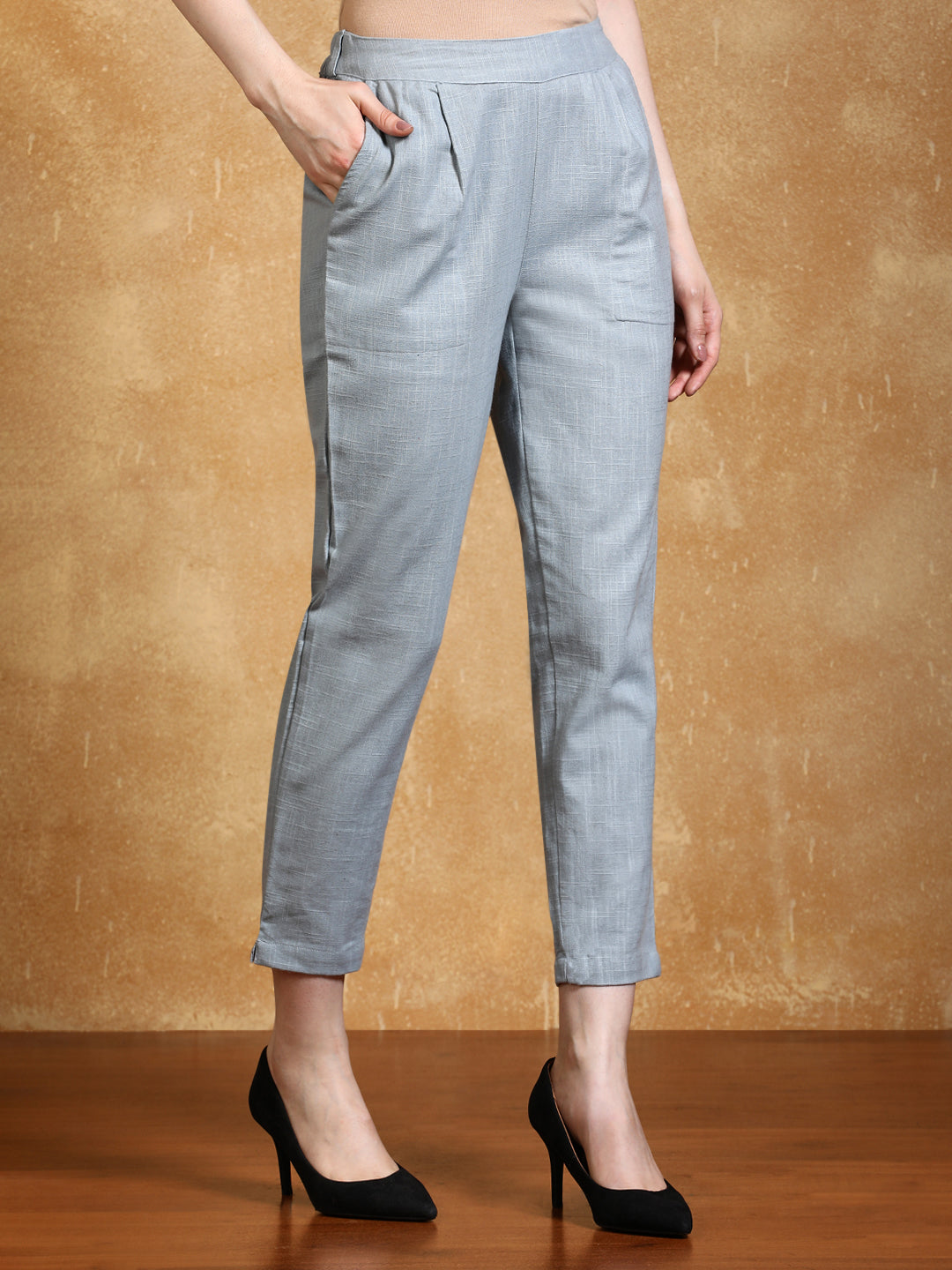 Choose best ethnic collection for women