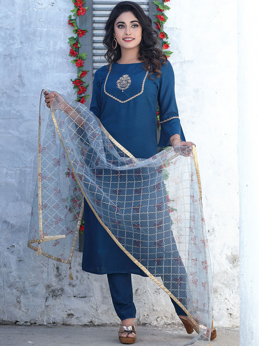 Teal & Light Blue Embroidered Kurta With Pants & Net Dupatta