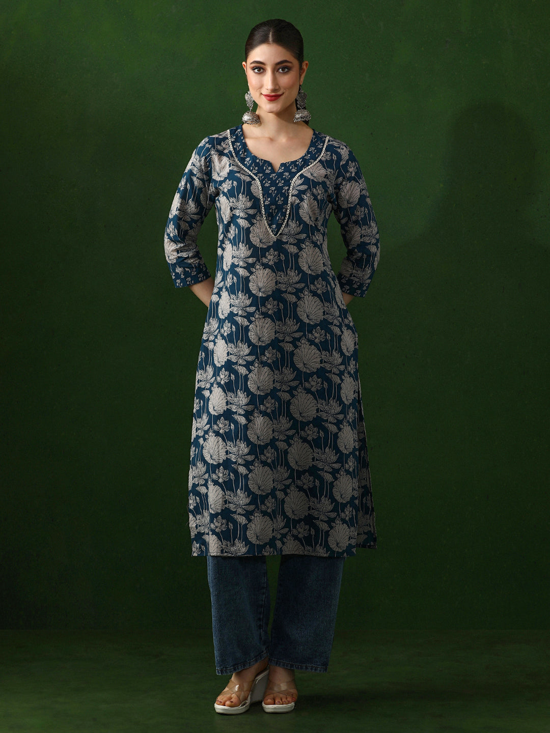 Floral Embroidered Straight Pure Cotton Kurta