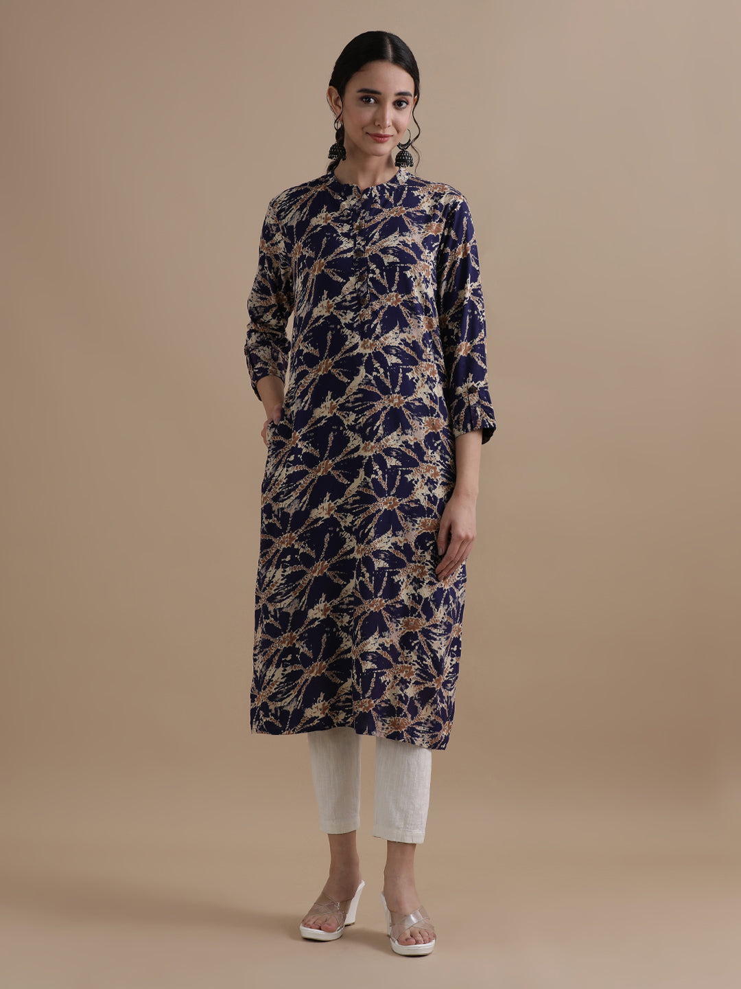 Blue Floral Printed Straight Kurta