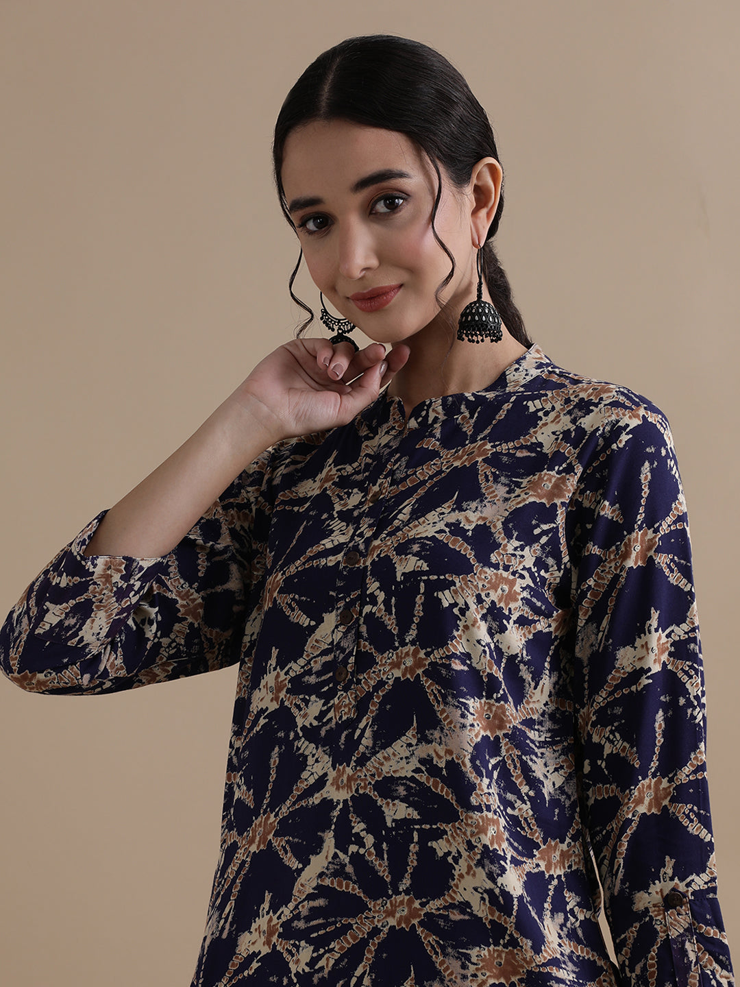 Blue Floral Printed Straight Kurta