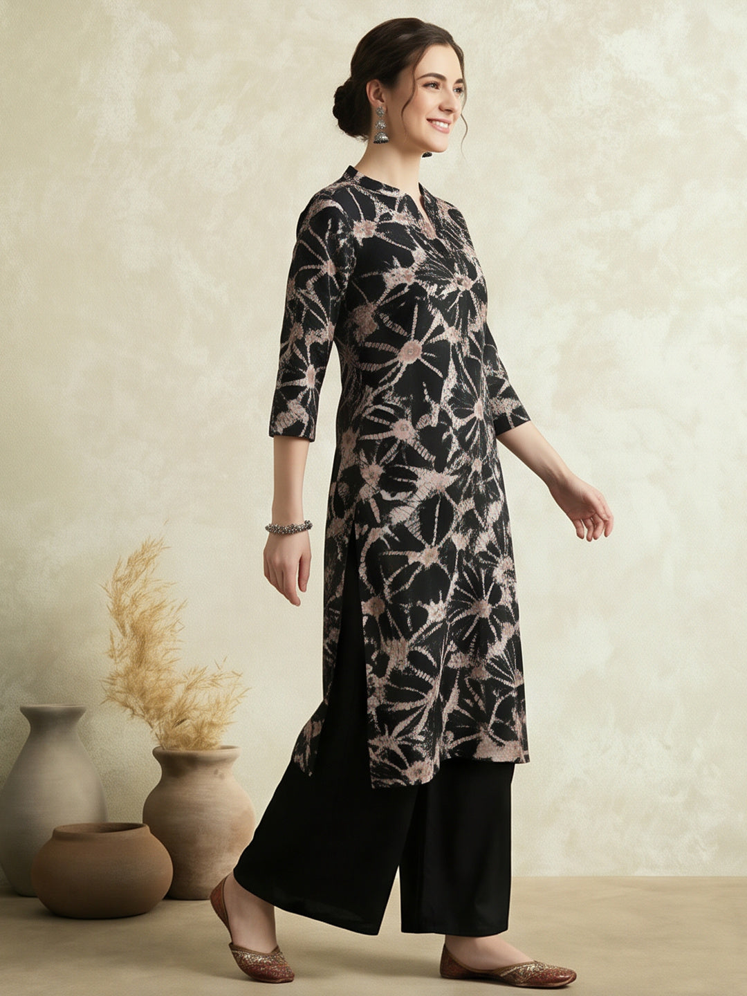 Black and Brown Mandarin Collar Floral Printed Straight Kurta