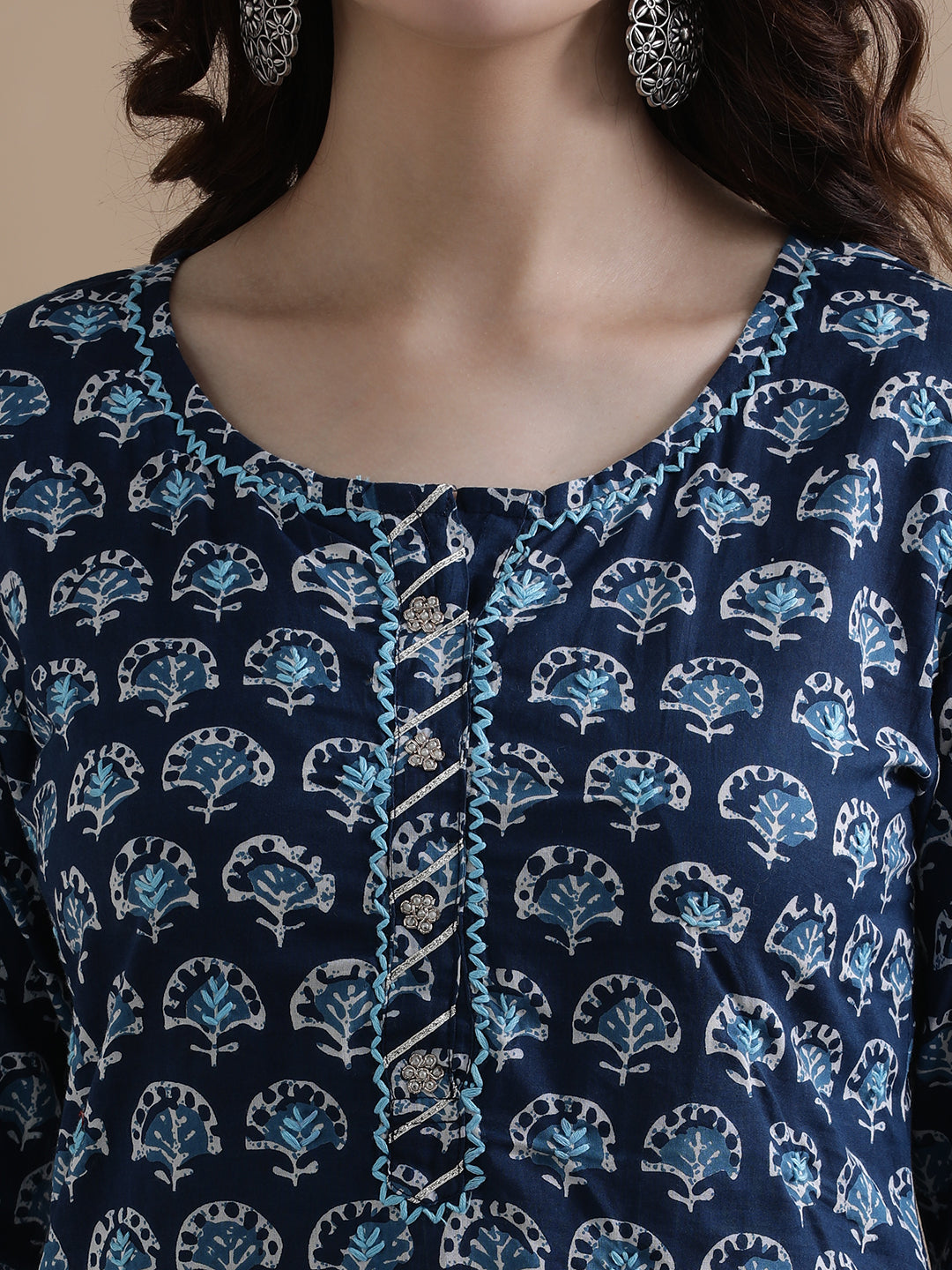 Floral Printed Thread Work Pure Cotton Navy Blue Kurta With Pant & Chiffon Dupatta