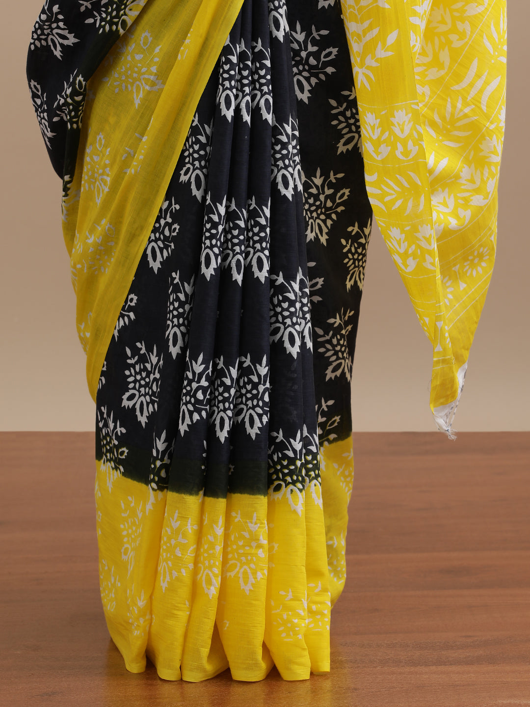 Mulmul Cotton Printed Saree