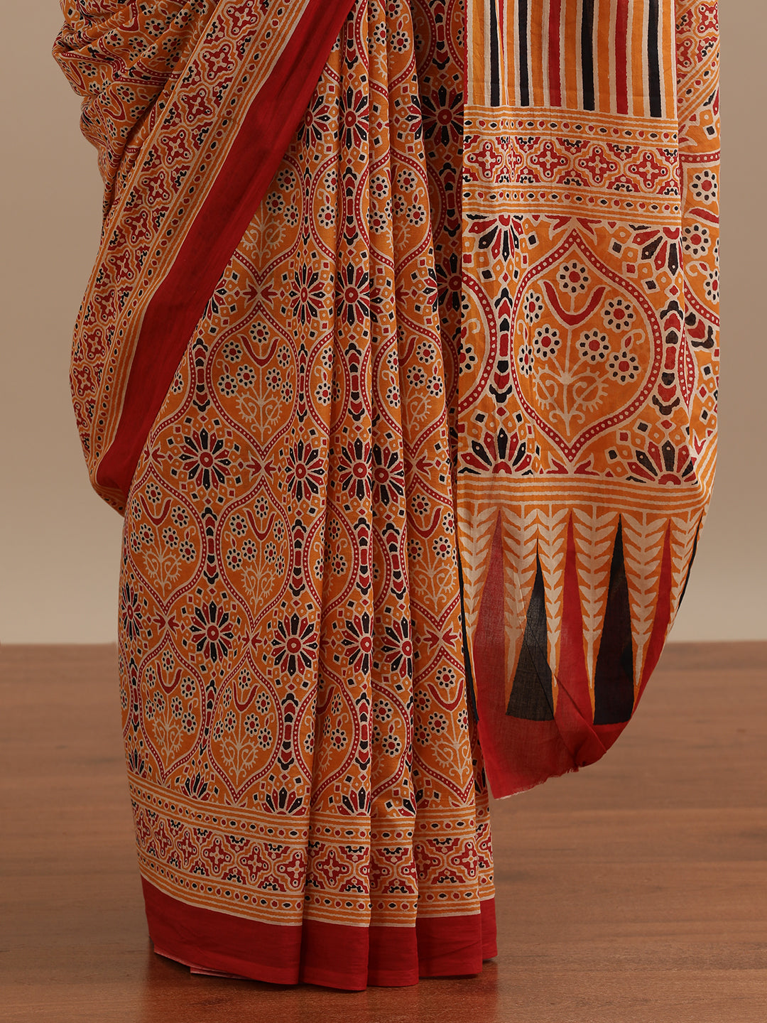 Mulmul Cotton Printed Saree