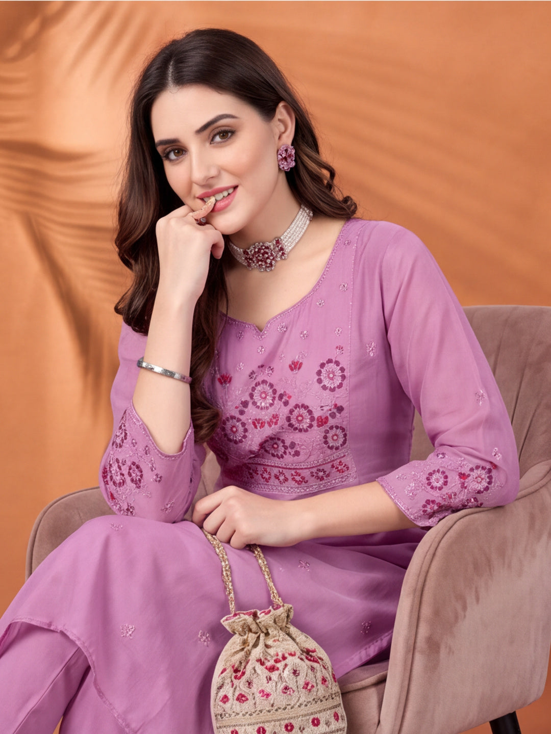 Women's Lavender Embroidered Kurta Set with Dupatta | Mul Cotton Festive Ethnic Wear