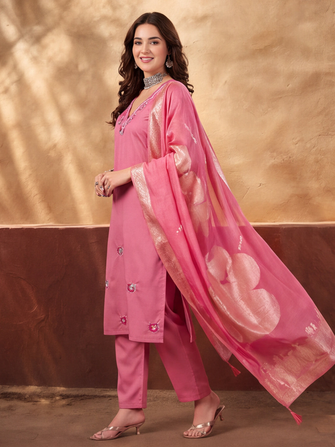 Women's Pink Embroidered Kurta Set with Dupatta | Mul Cotton Festive Ethnic Wear