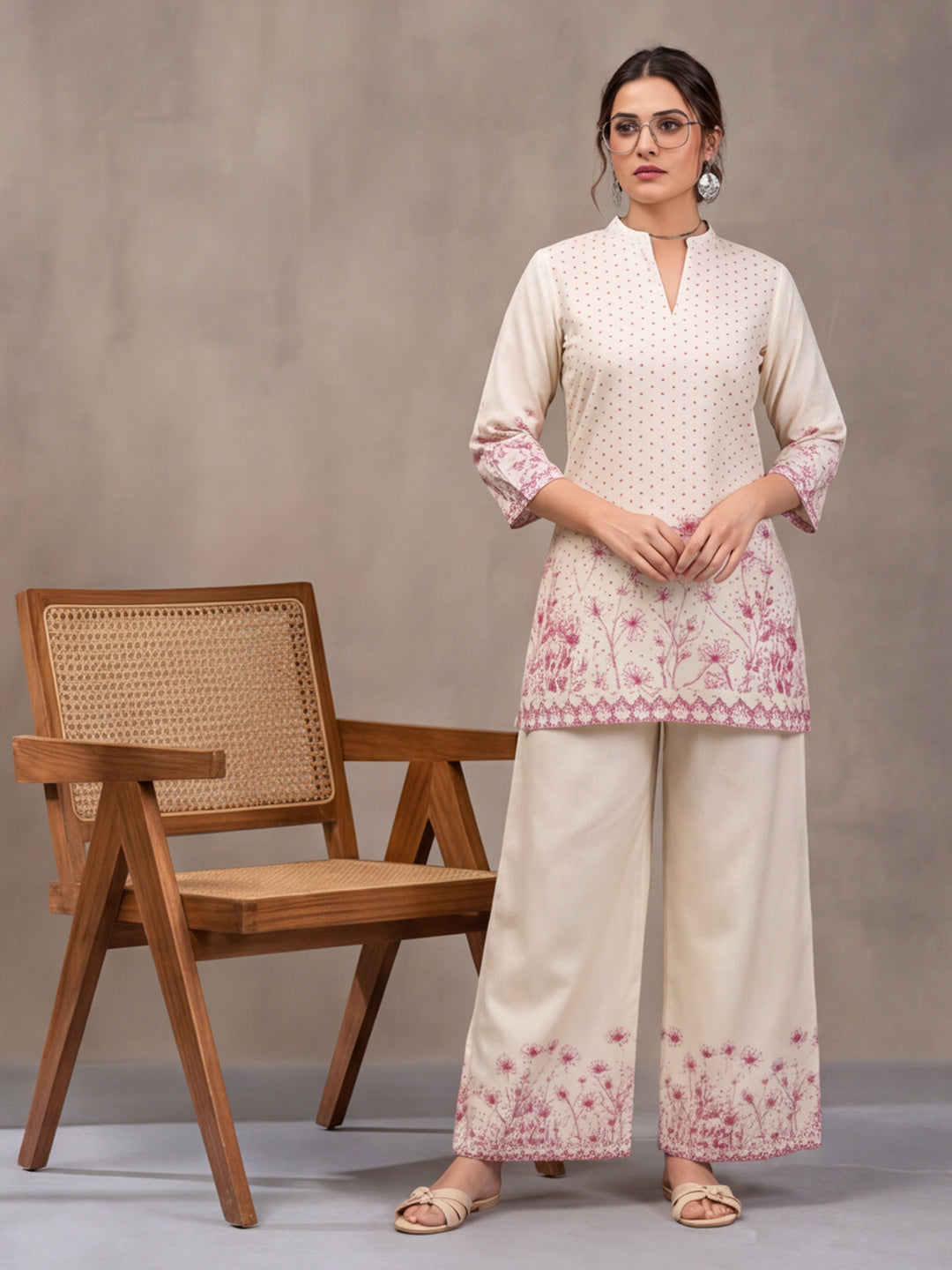 Women's Off White & Pink Floral Digital Printed Co-Ord Set | Soft Cotton Kurta & Palazzo