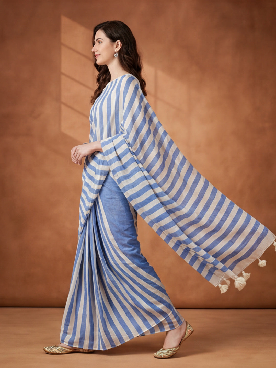 Striped Pure Linen Saree with Unstiched Blouse