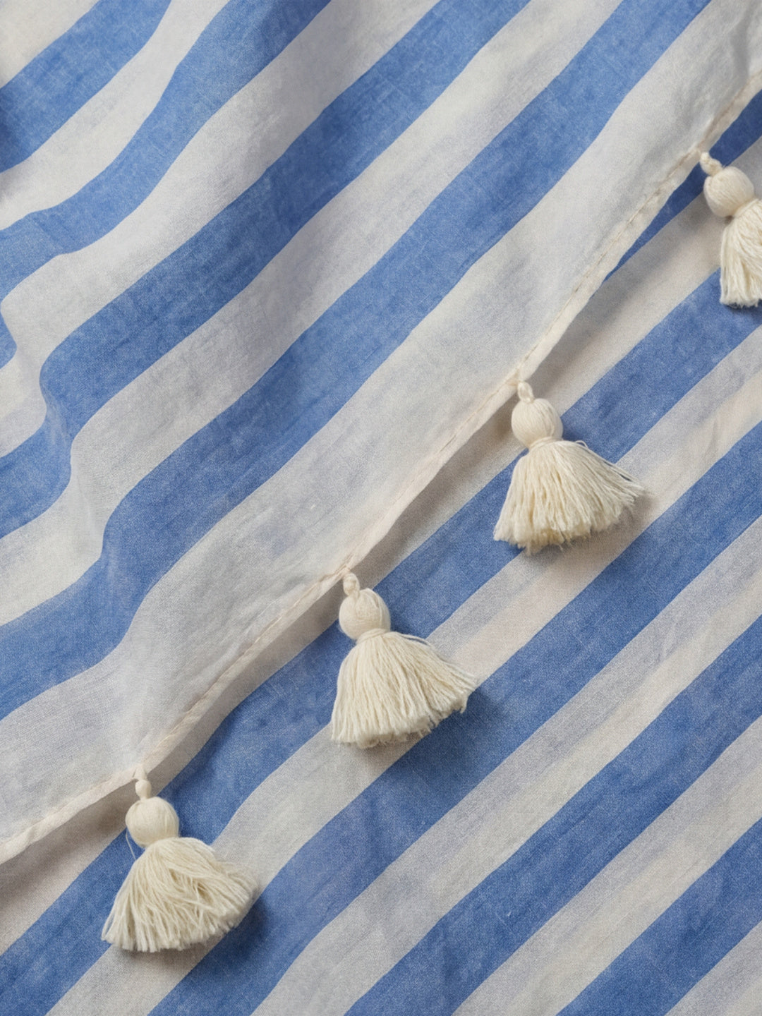 Striped Pure Linen Saree with Unstiched Blouse