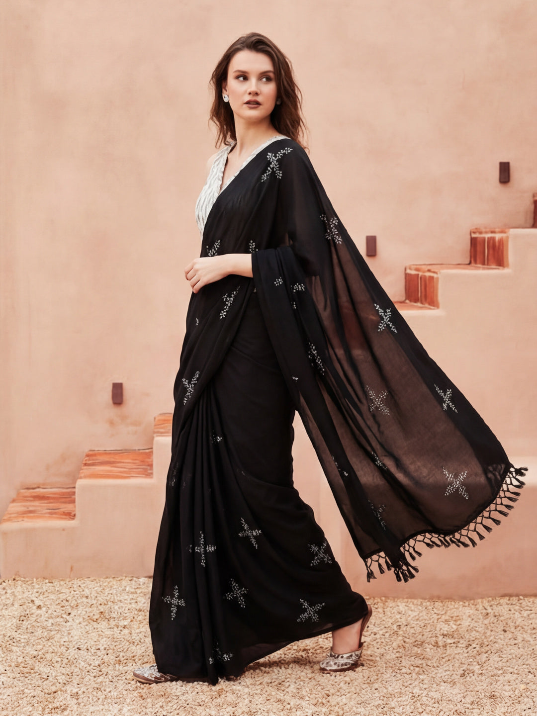 Floral Muslin Cotton Saree with Unstiched Blouse