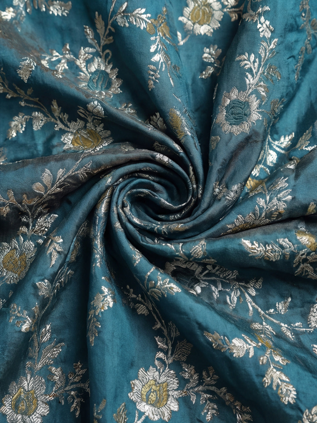 Heavy Banarasi Zari Woven Silk Blend Saree