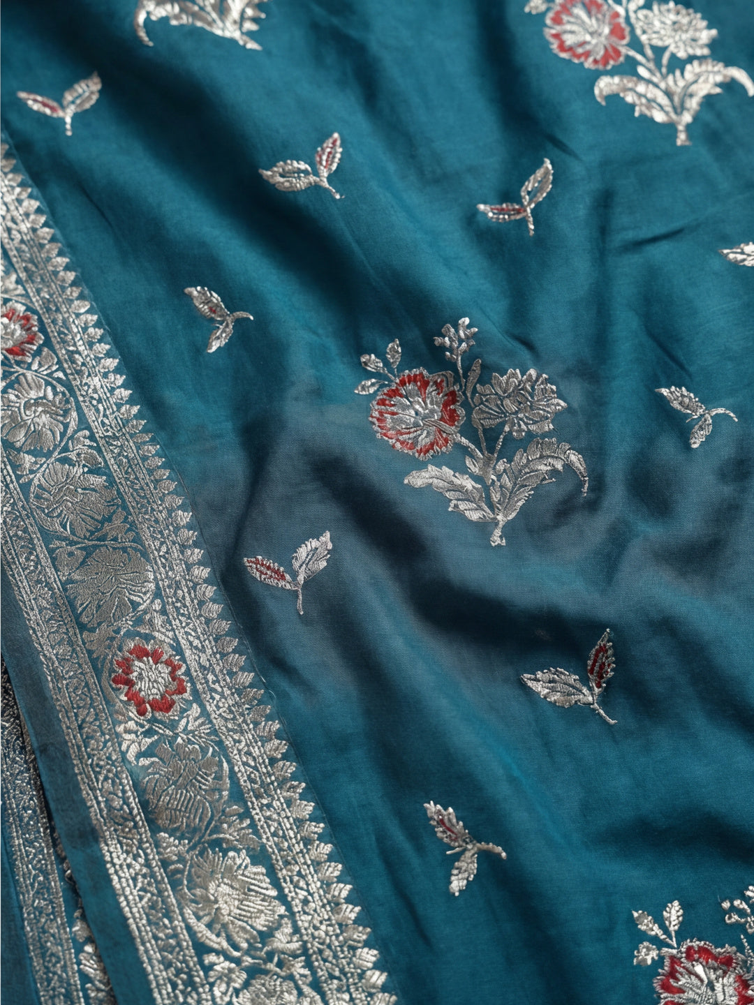 Heavy Banarasi Zari Woven Silk Blend Saree