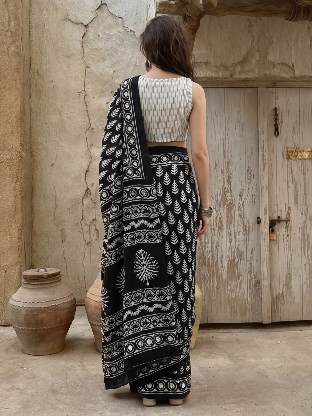 Floral Printed Pure Cotton Saree With Unstitched Blouse