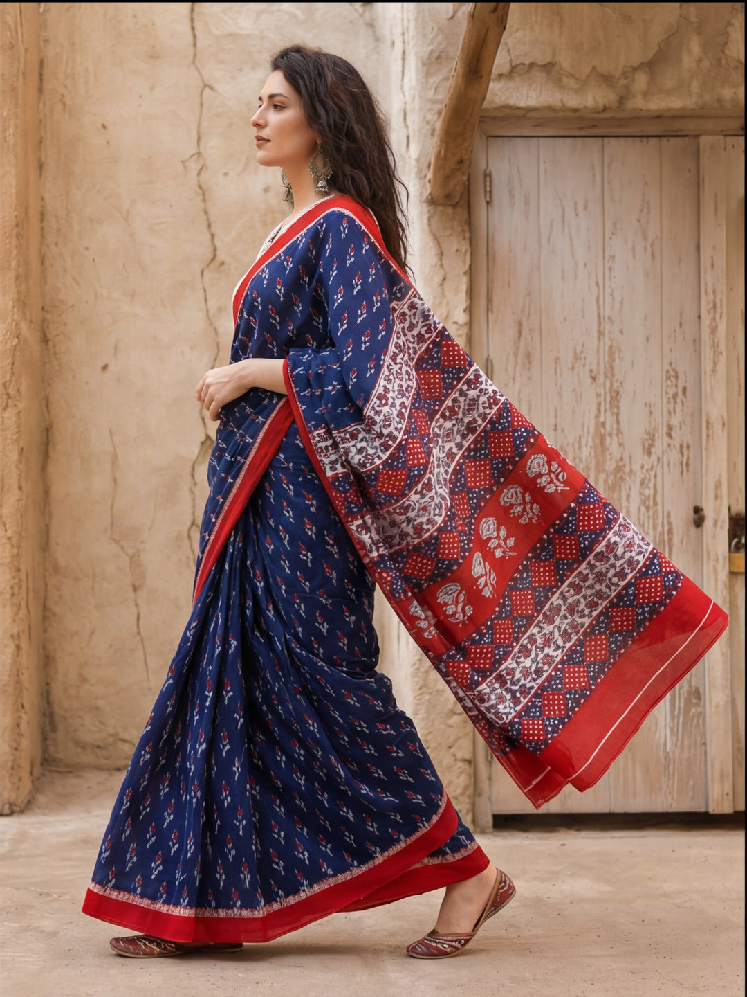 Floral Printed Pure Cotton Saree With Unstitched Blouse