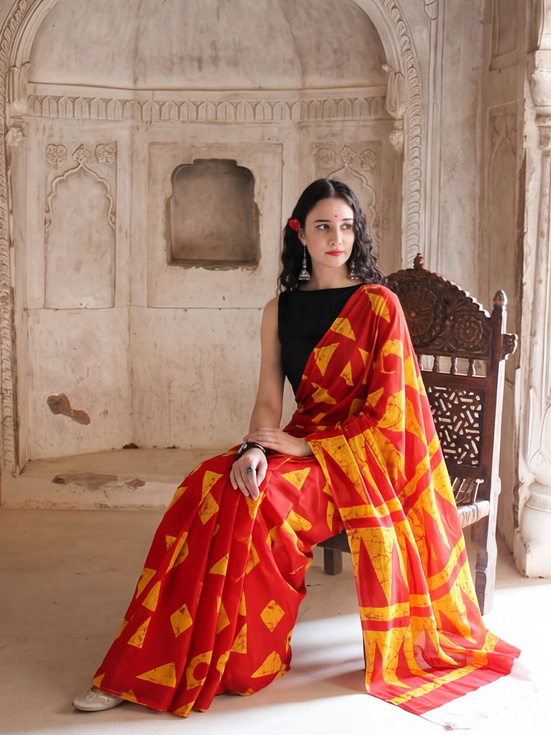 Geometric Printed Pure Cotton Saree With Unstitched Blouse
