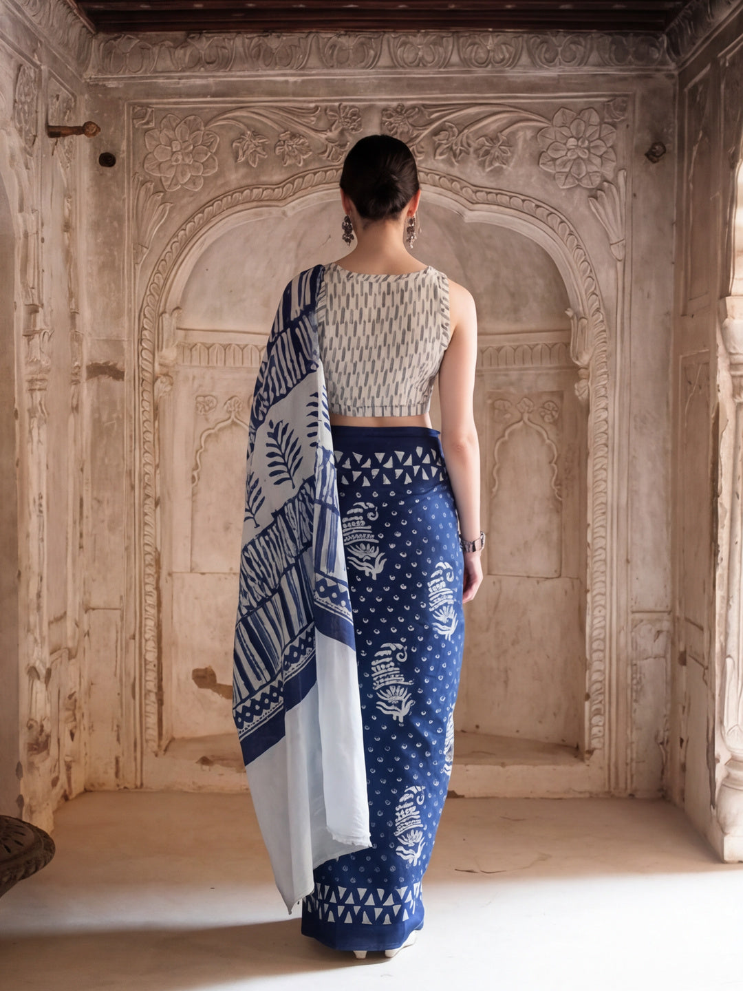Floral Printed Pure Cotton Saree With Unstitched Blouse