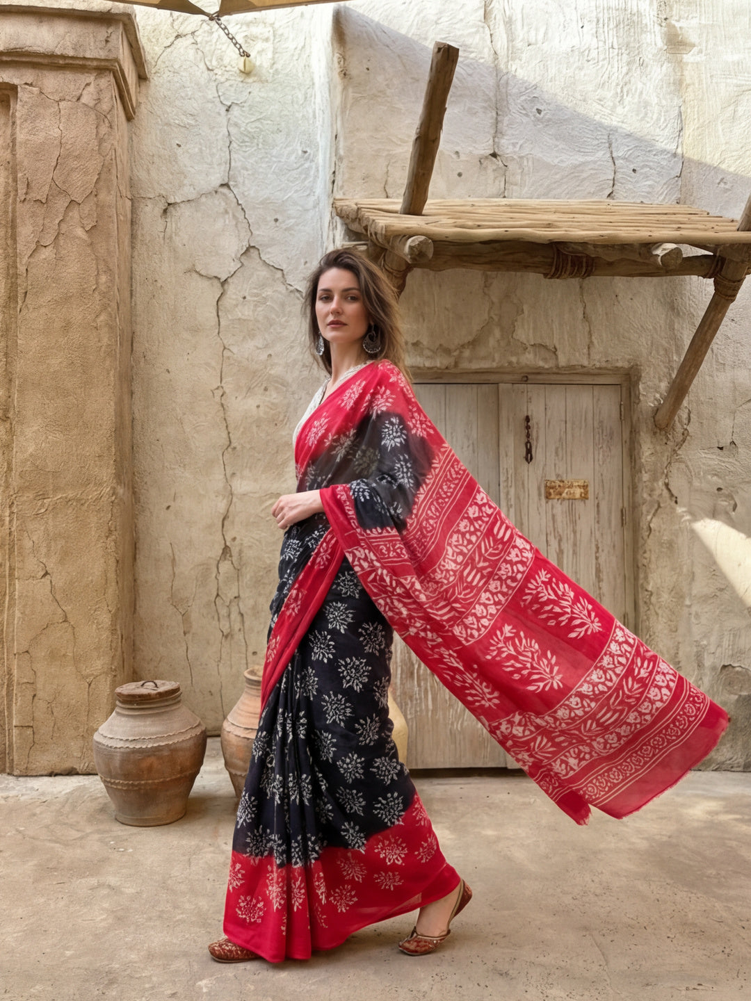Floral Printed Pure Cotton Saree With Unstitched Blouse