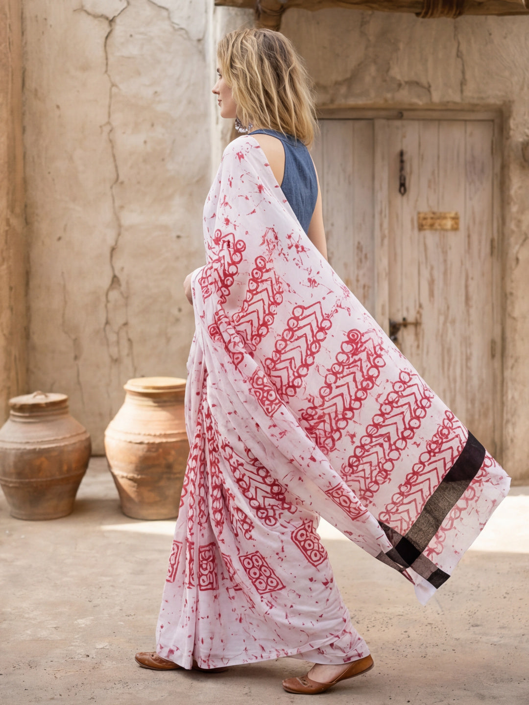 GEOMETRIC Printed Pure Cotton Saree With Unstitched Blouse