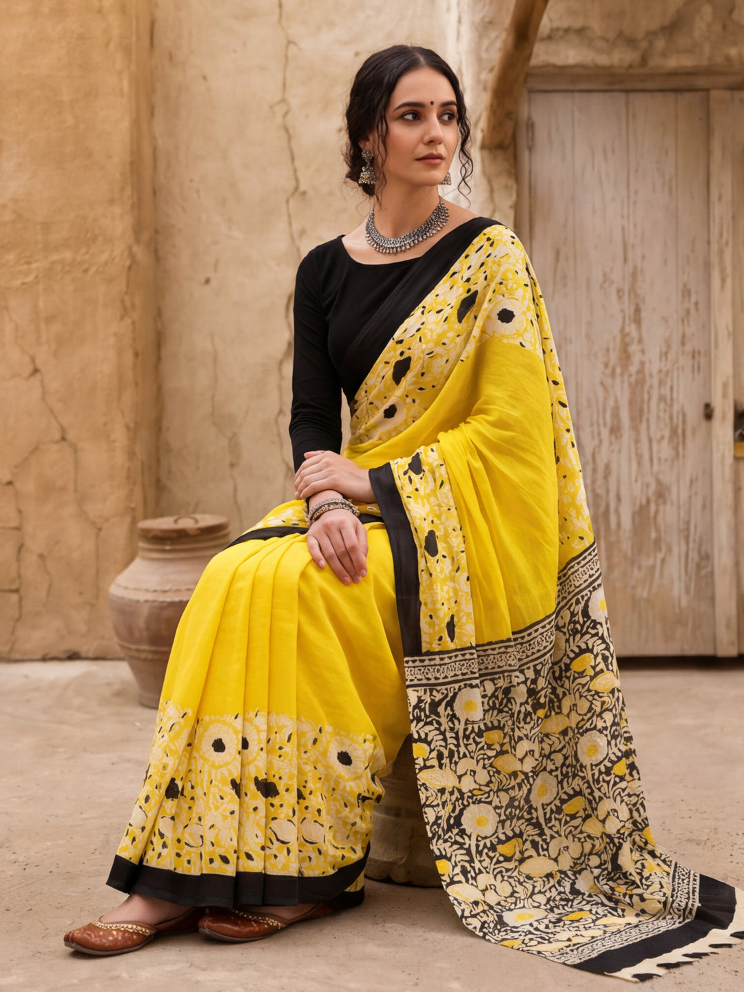 Mulmul Cotton Floral Printed Saree