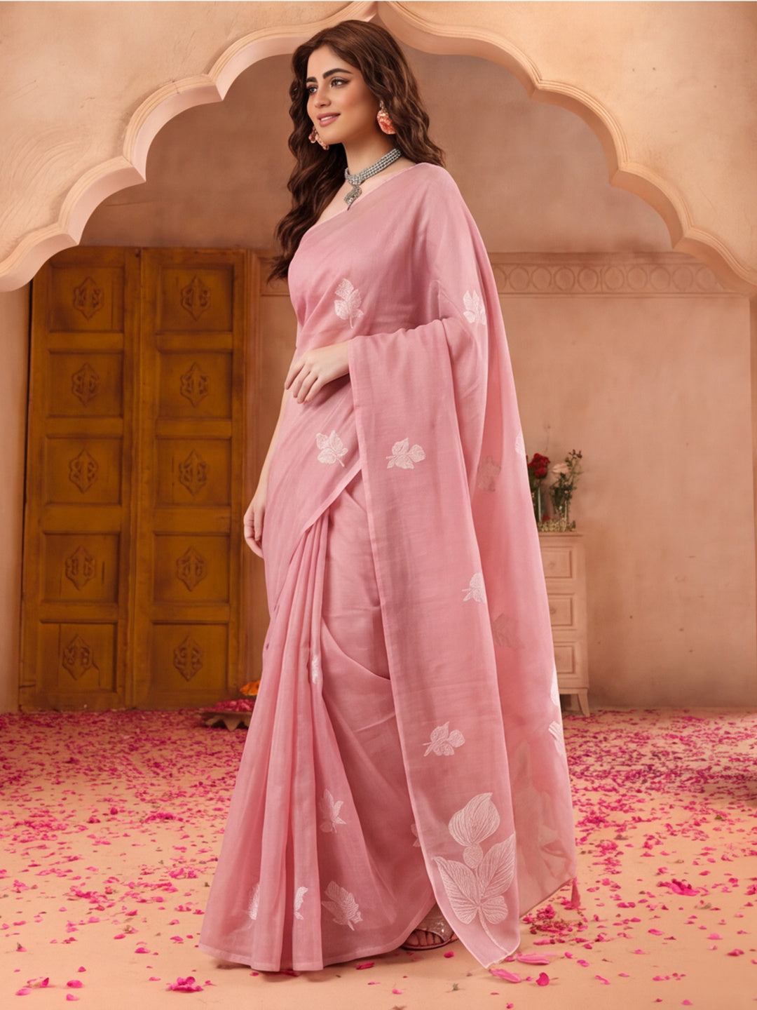 Women Dusty Pink Floral Woven Design Saree with Tassel Detail Pallu