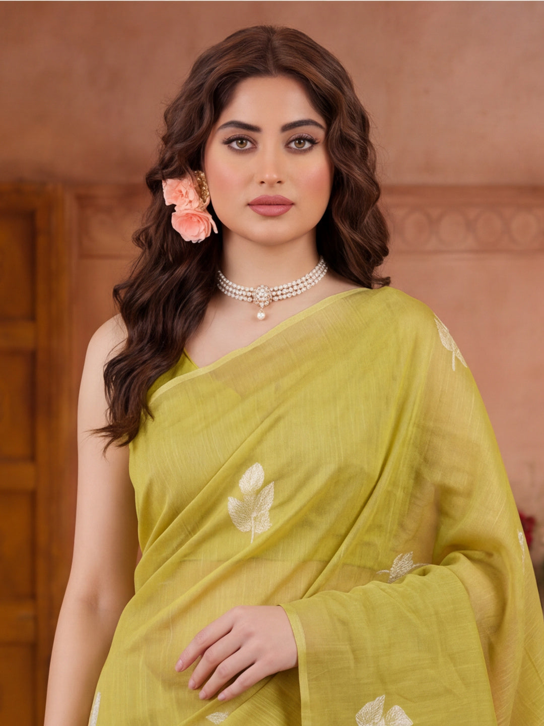 Women Lime Green Floral Woven Design Saree with Tassel Detail Pallu