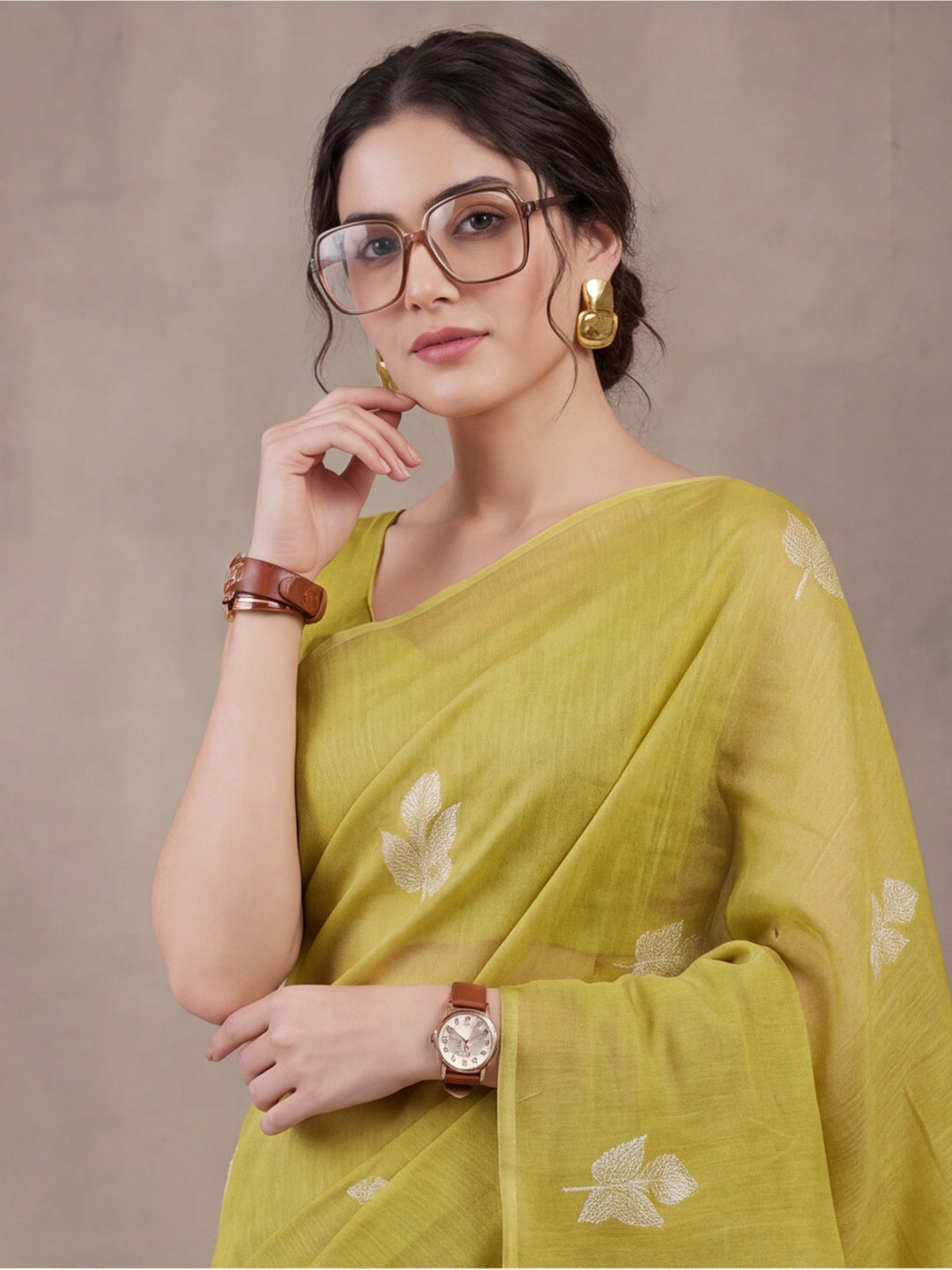 Women Lime Green Floral Woven Design Saree with Tassel Detail Pallu