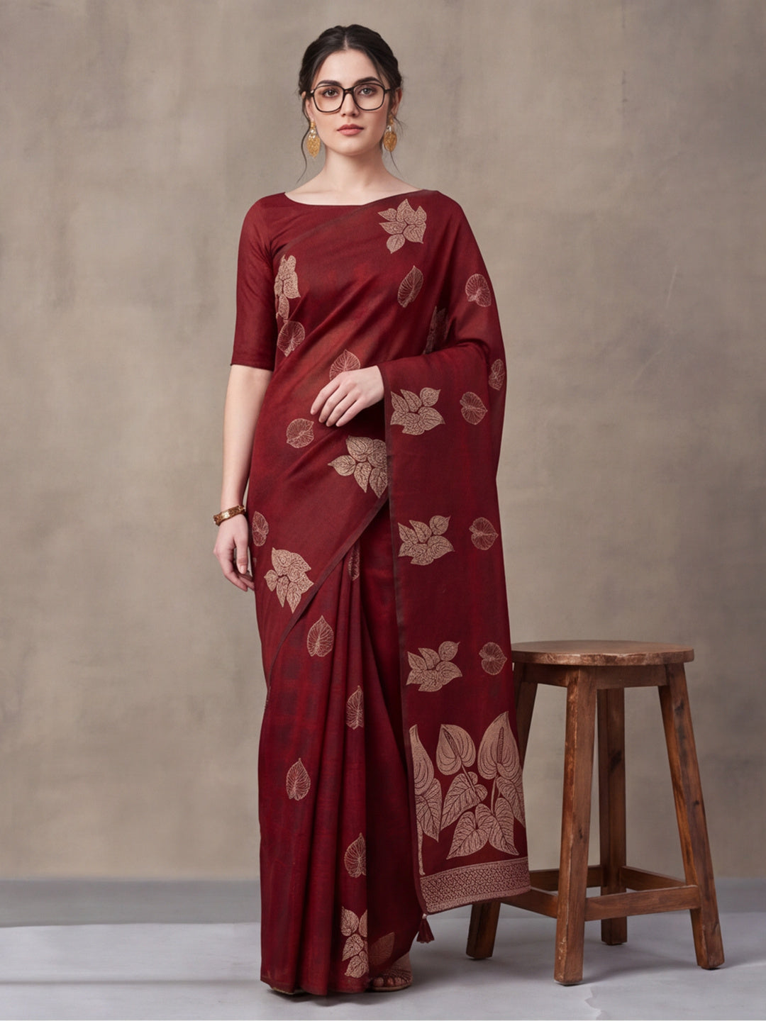 Women Maroon Leaf Motif Woven Saree with Tassel Detail Pallu