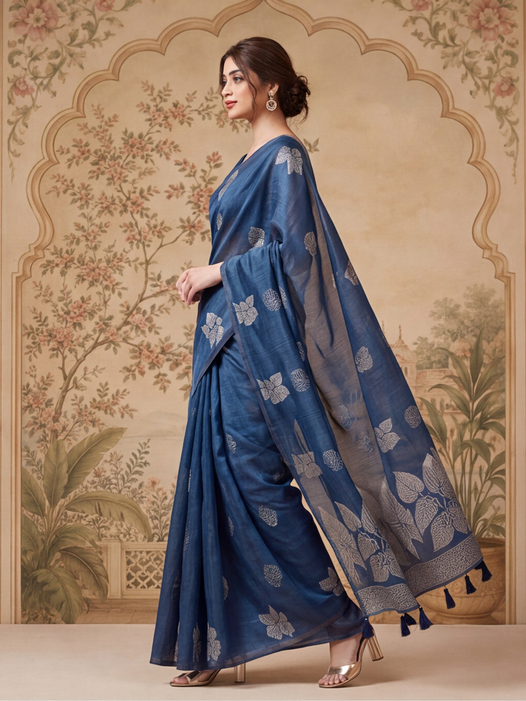 Women Blue Leaf Motif Woven Saree with Tassel Detail Pallu