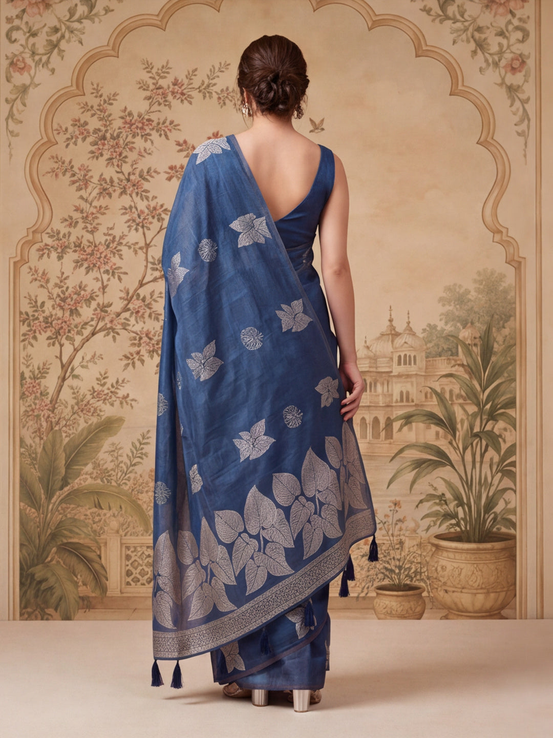 Women Blue Leaf Motif Woven Saree with Tassel Detail Pallu