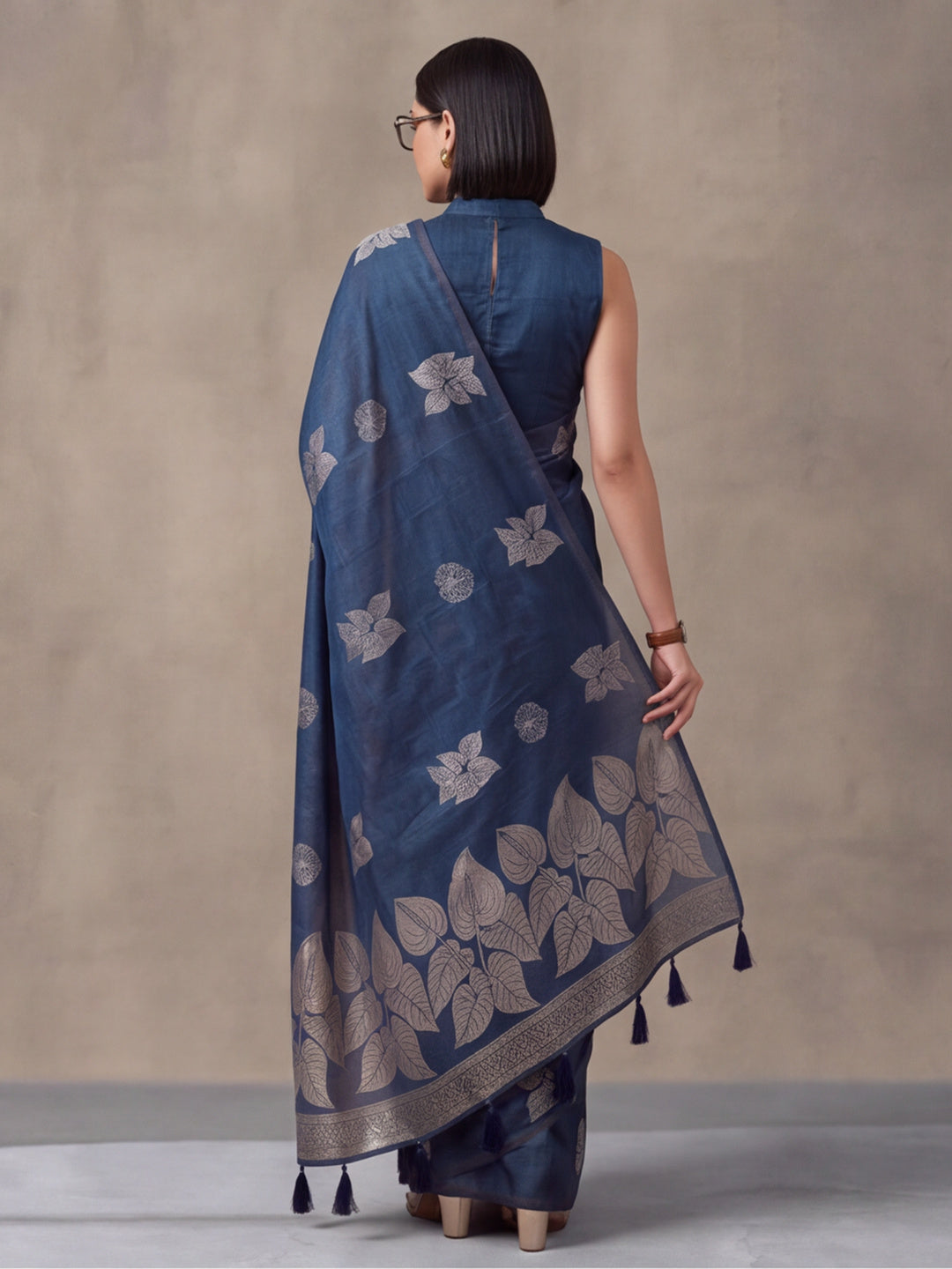 Women Blue Leaf Motif Woven Saree with Tassel Detail Pallu