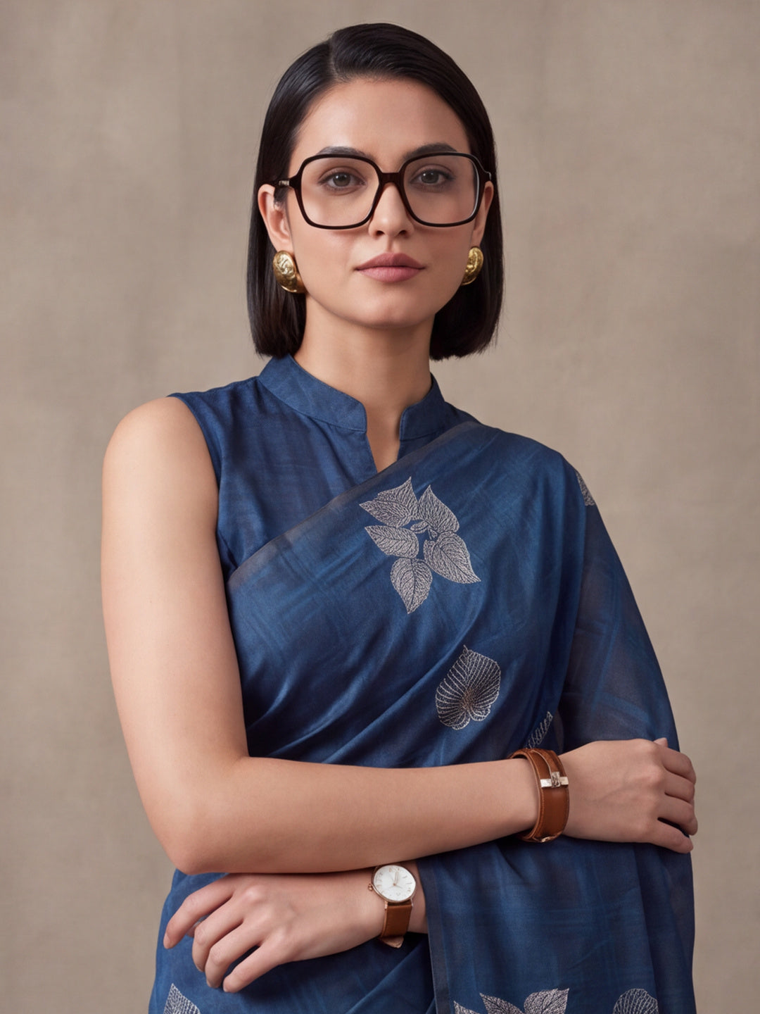 Women Blue Leaf Motif Woven Saree with Tassel Detail Pallu