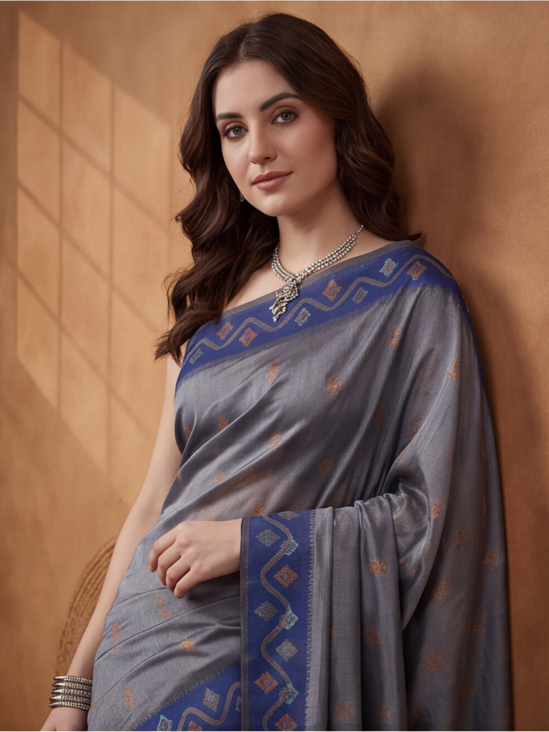 Women Grey Woven Saree with Ethnic Jacquard Border and Designer Pallu