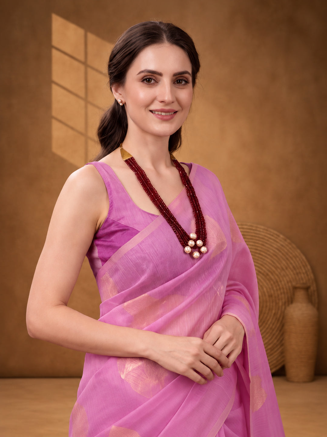 Women Pink Woven Saree with Zari Motifs and Contrast Jacquard Pallu