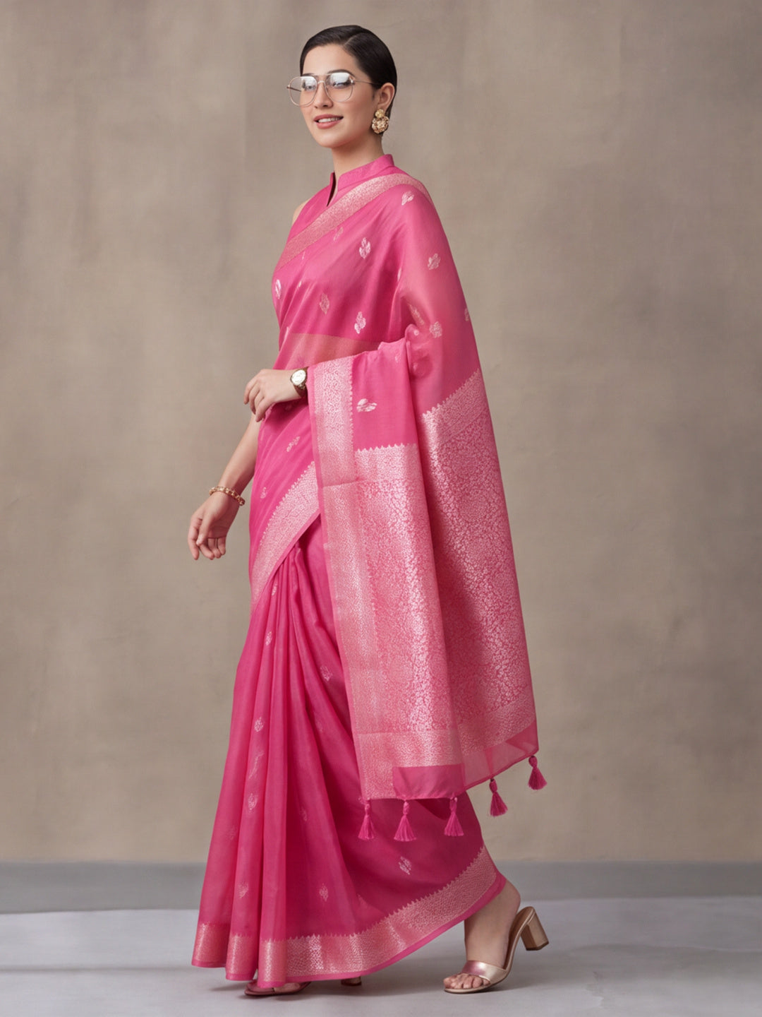 Women Fuchsia Pink Woven Saree with Zari Butti Work and Rich Tassel Pallu