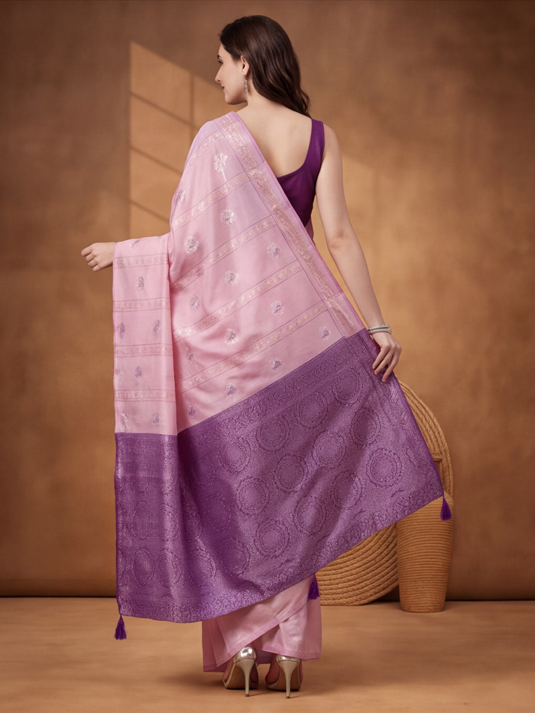 Women Pink Banarasi Silk Blend Saree with Silver Zari Butti Woven Pallu