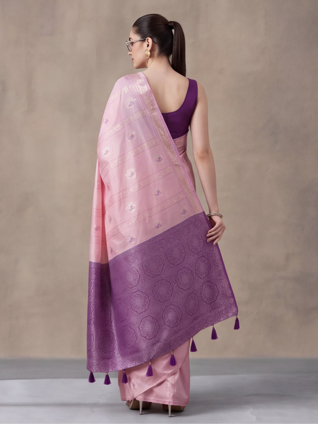 Women Pink Banarasi Silk Blend Saree with Silver Zari Butti Woven Pallu