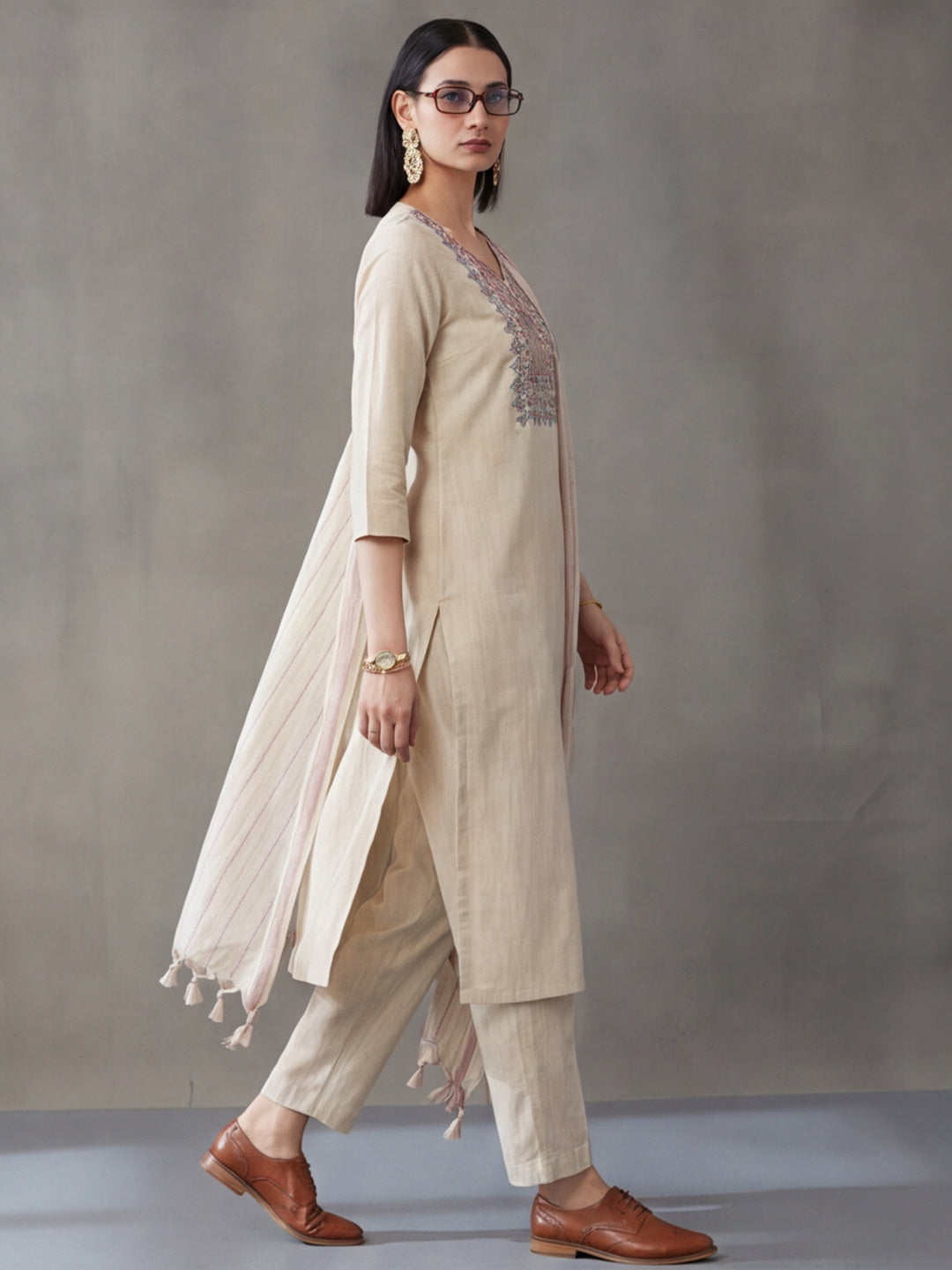 Solid Printed Straight Kurta & Trousers Sets