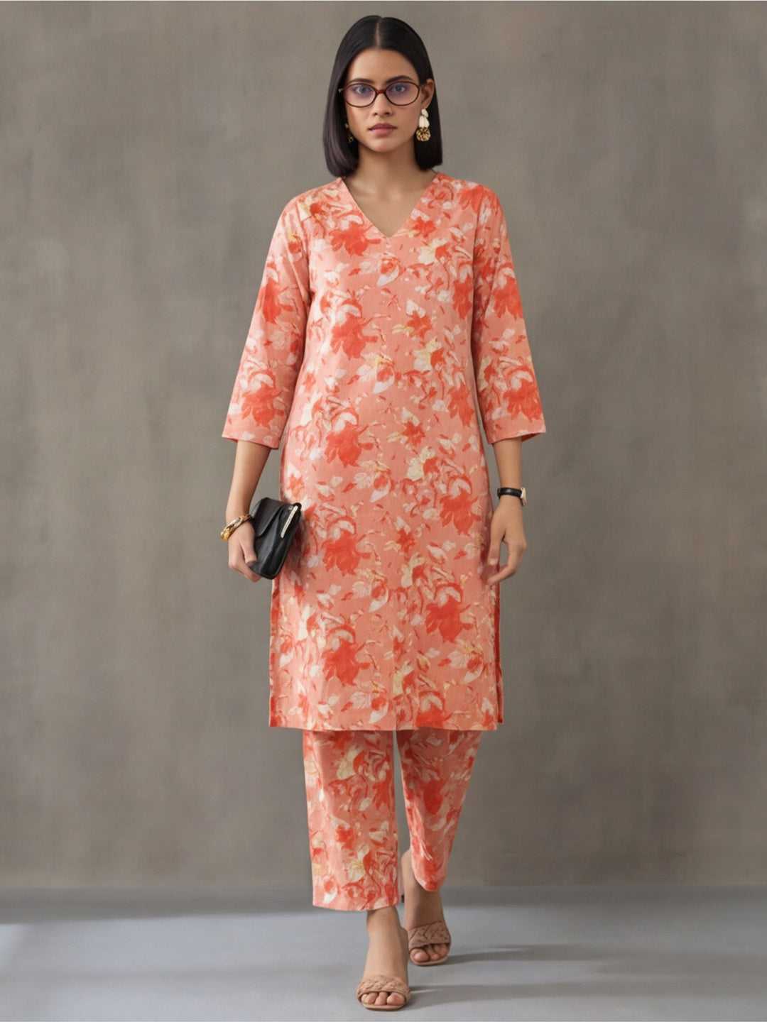 Floral Printed Straight Kurta & Trousers Sets