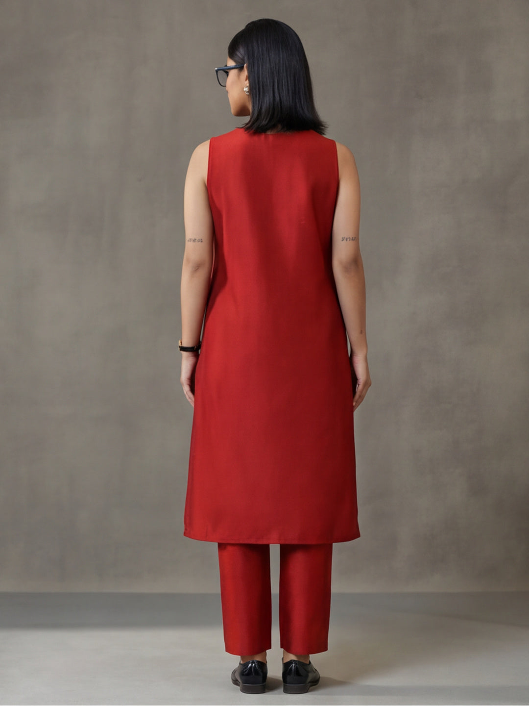 Solid Straight silk blend Kurta & Trousers Sets