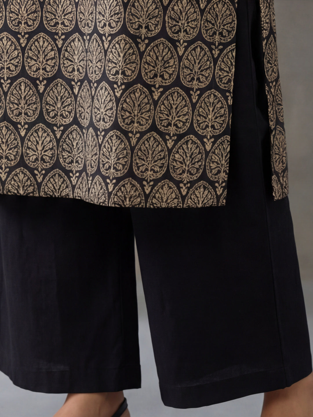 Floral Printed Straight Kurta