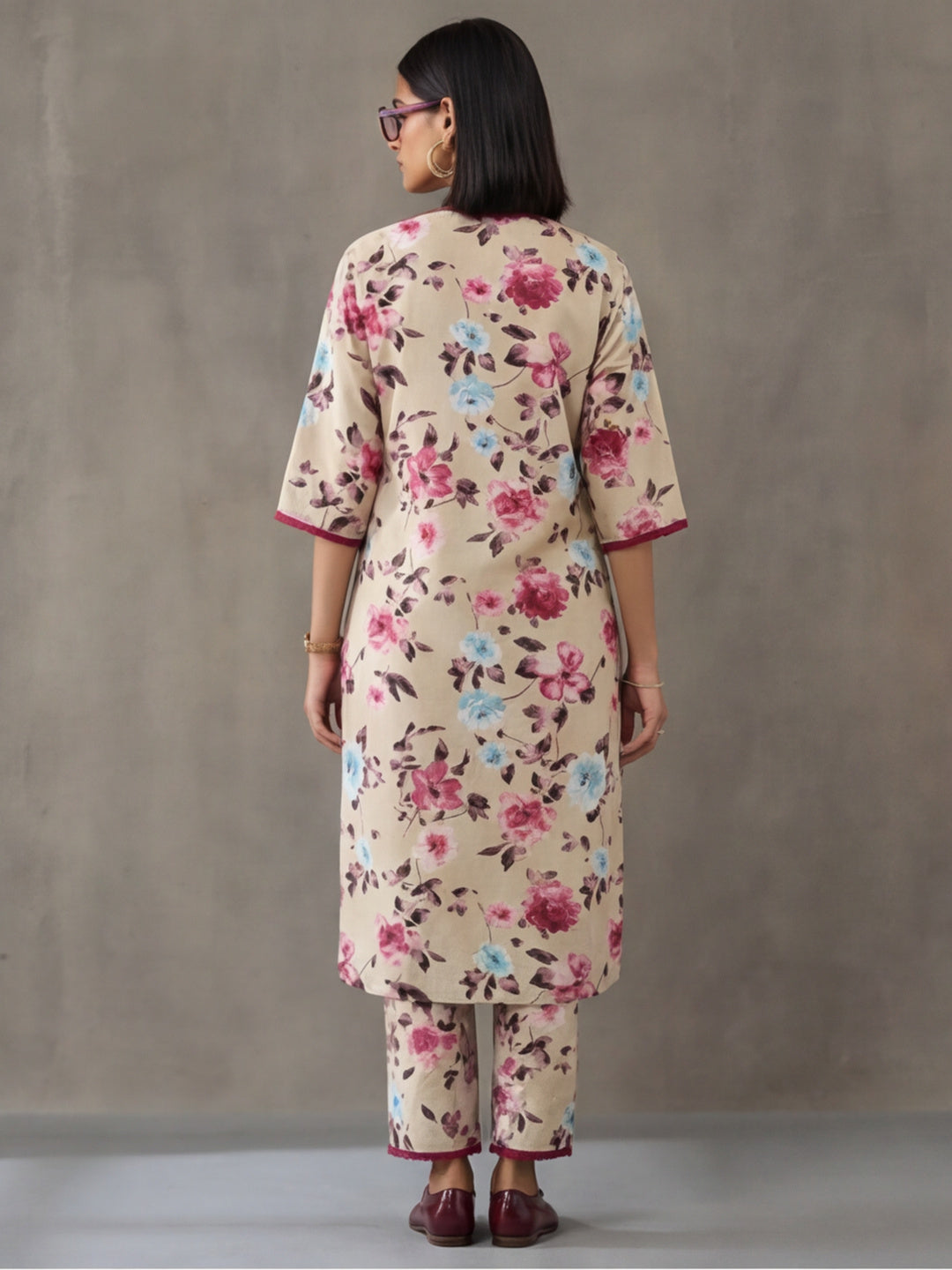 Floral Printed Straight Kurta & Trousers Sets