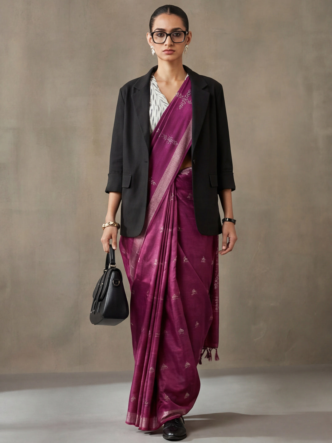 Floral Muslin Cotton Saree with Unstiched Blouse