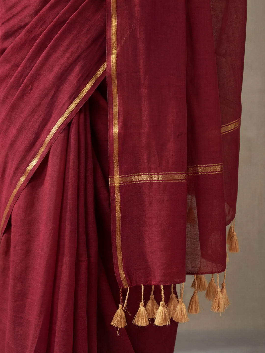 Solid Pure Cotton Saree with Unstiched Blouse