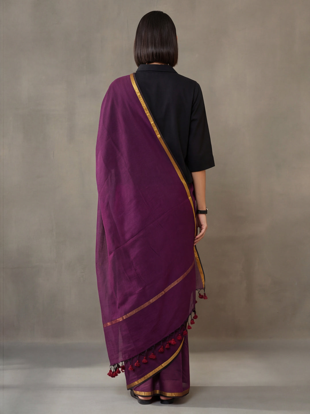 Solid Pure Cotton Saree with Unstiched Blouse