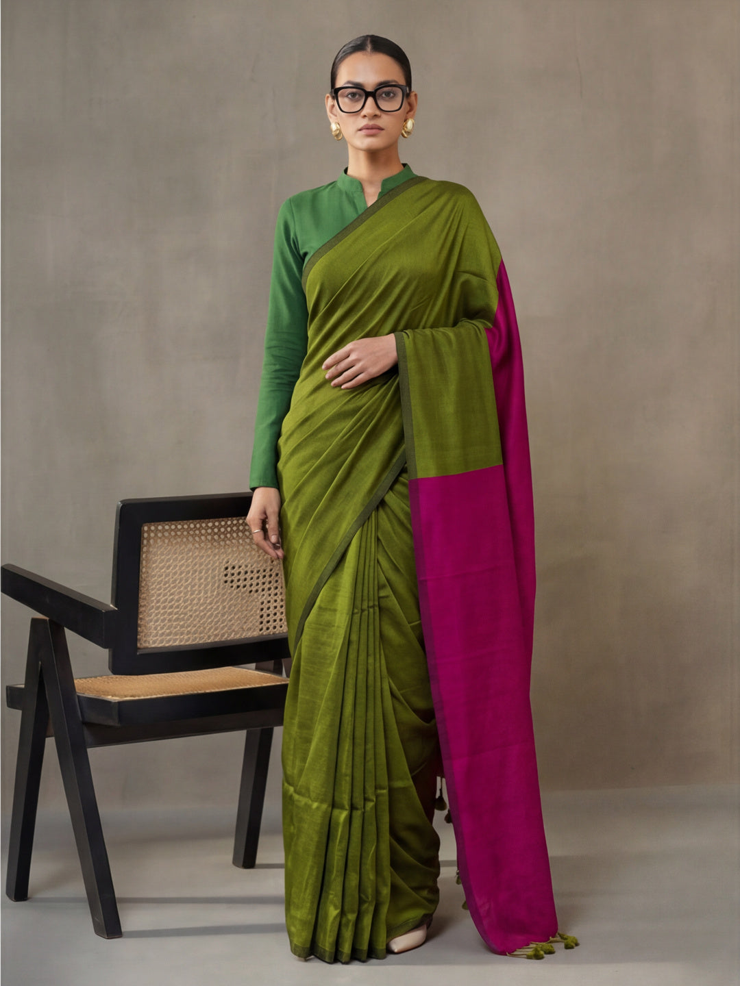 Solid Pure Cotton Saree with Unstiched Blouse