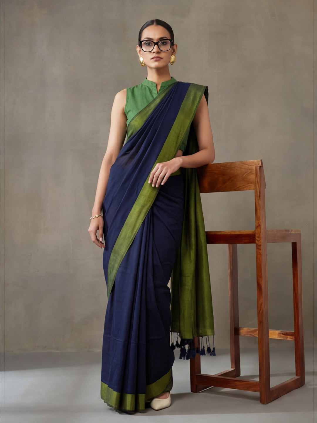 Solid Pure Cotton Saree with Unstiched Blouse