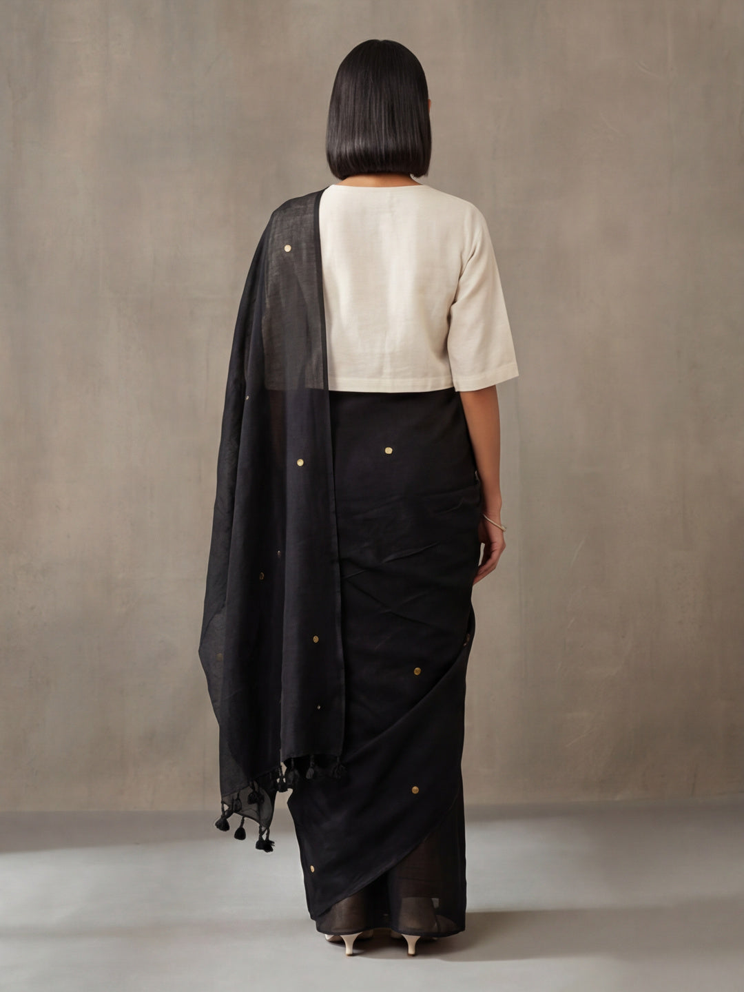 Solid Pure Cotton Saree with Unstiched Blouse