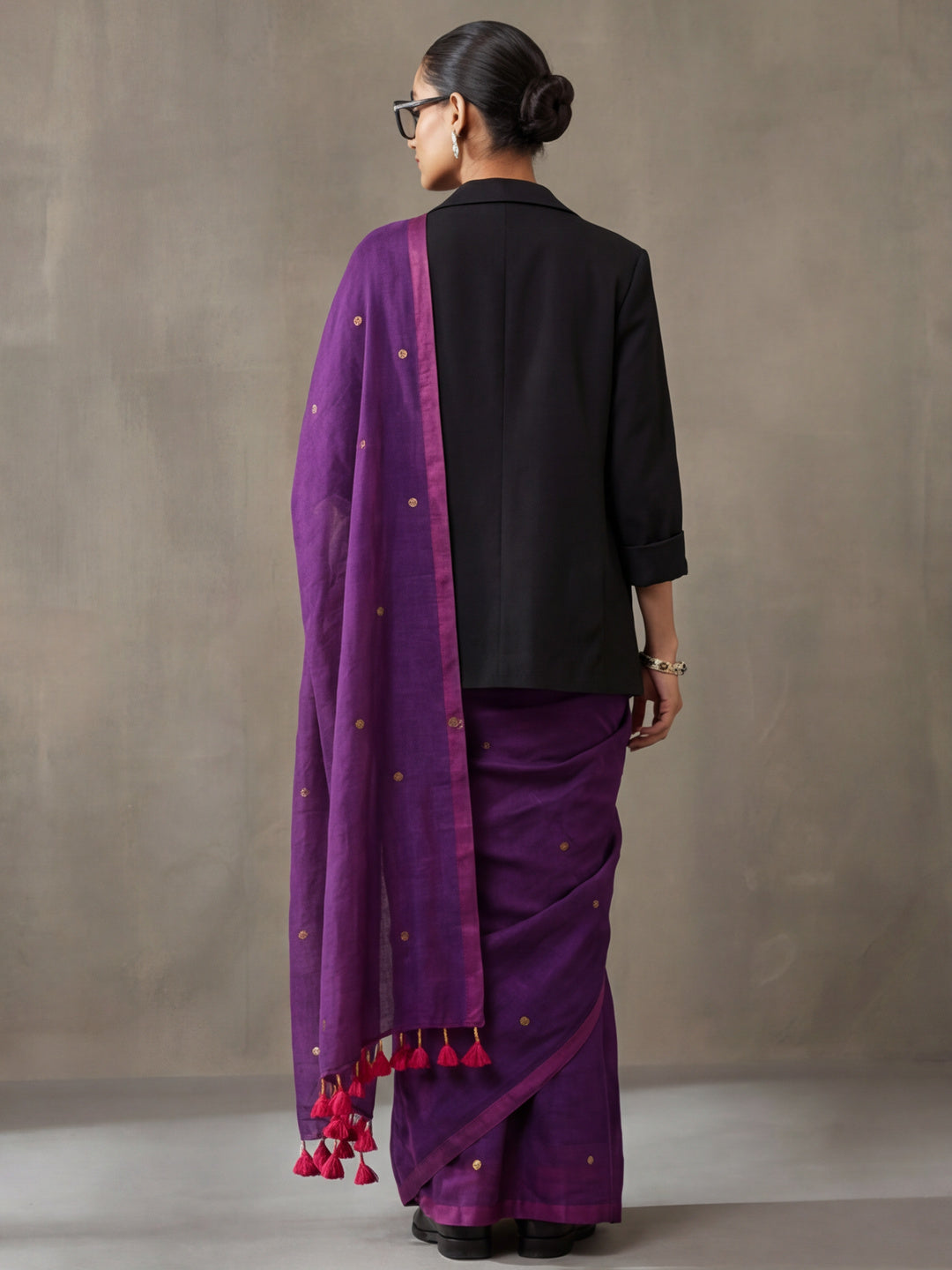 Solid Pure Cotton Saree with Unstiched Blouse